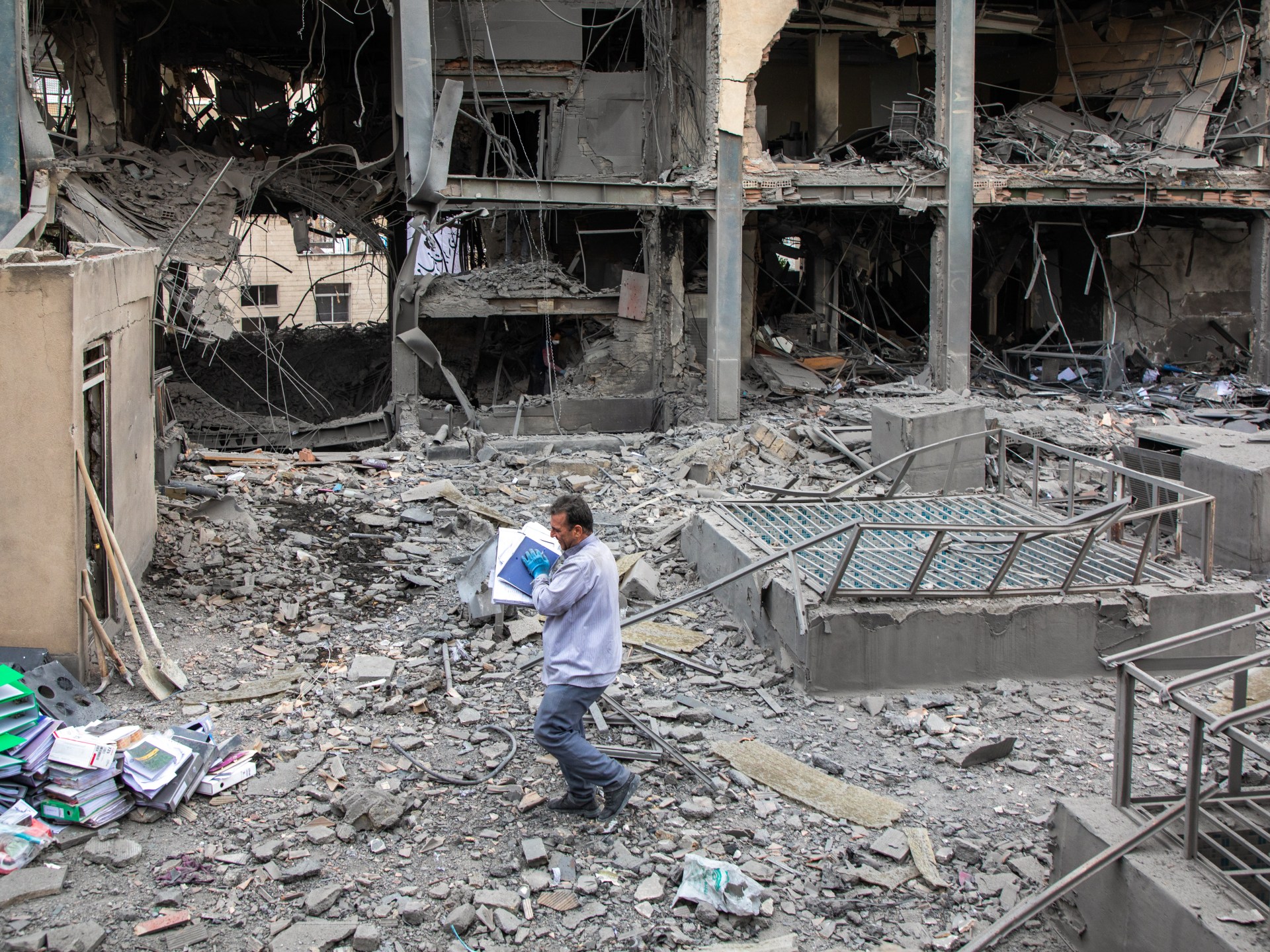 الهجمات الإسرائيلية على إيران