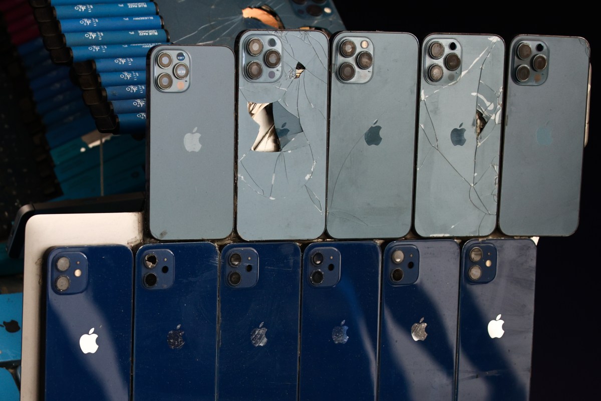 تسريب أدوات اختراق متطورة تستهدف ملايين أجهزة آيفون: دليل الحماية الشامل