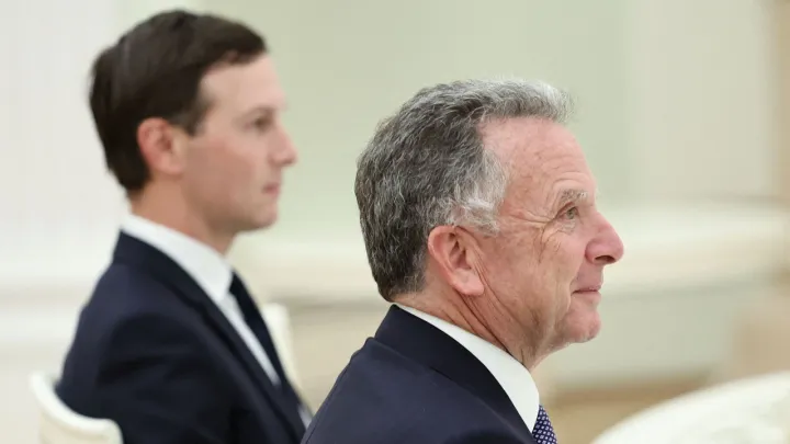 وساطة إقليمية تقودها إسلام آباد: وفد أمريكي يزور باكستان لخفض التصعيد مع طهران