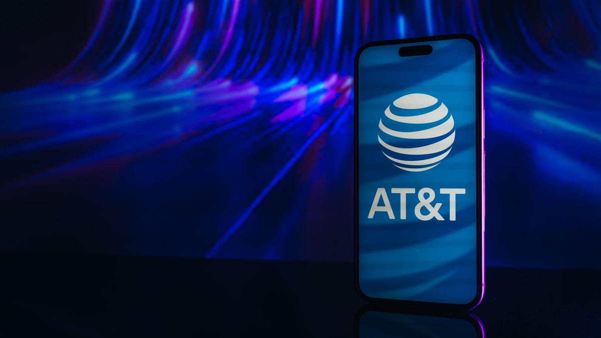 AT&T ترفع أسعار باقات المحمول لعملائها القدامى: هل حان وقت التغيير؟