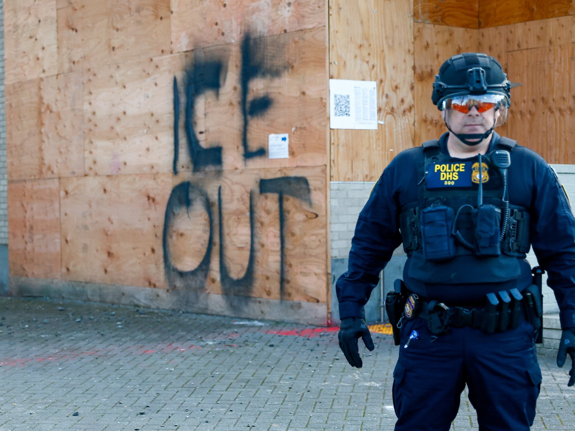 فضيحة في أكبر معسكر لاحتجاز المهاجرين في أمريكا: 49 مخالفة ووفيات تثير أزمة دولية