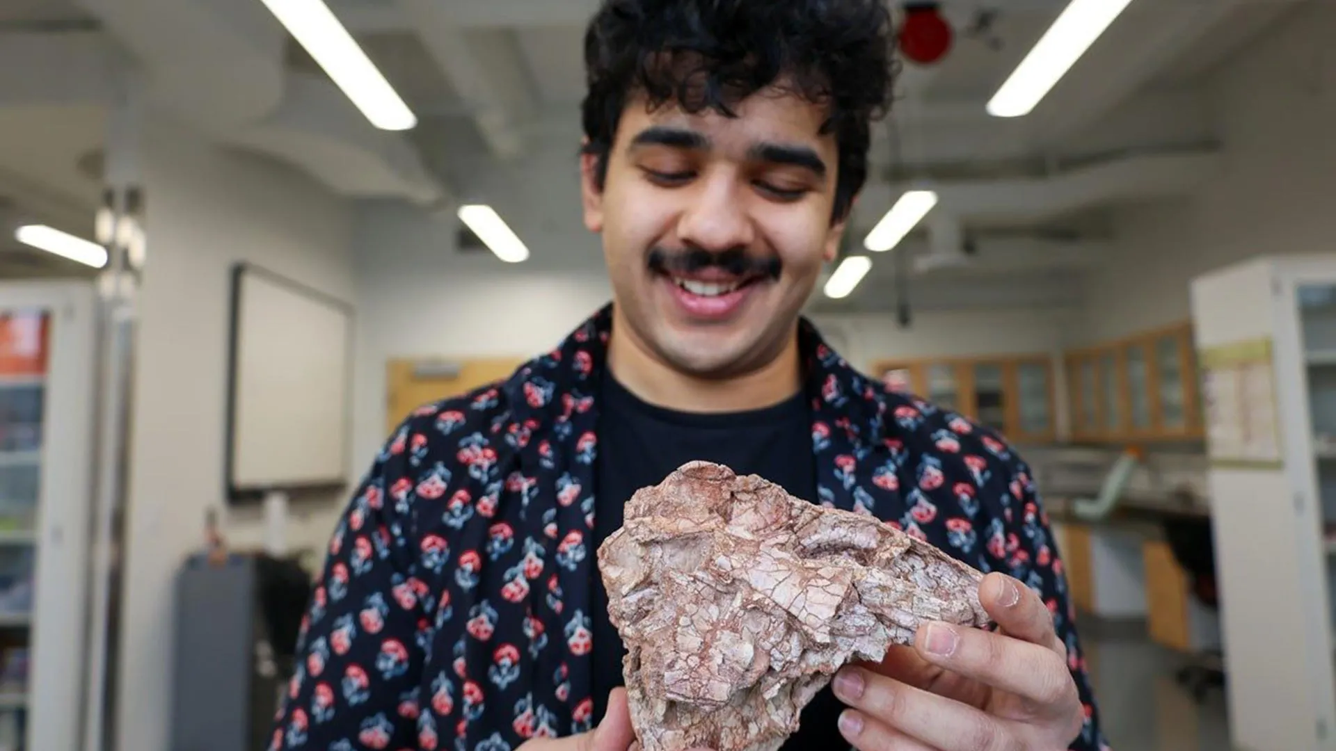 حفرية مهشمة تكشف عن سلالة مفقودة: كيف أعاد ديناصور «Ptychotherates» كتابة تاريخ العصر الترياسي؟