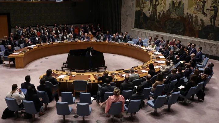 تأمين الملاحة في مضيق هرمز