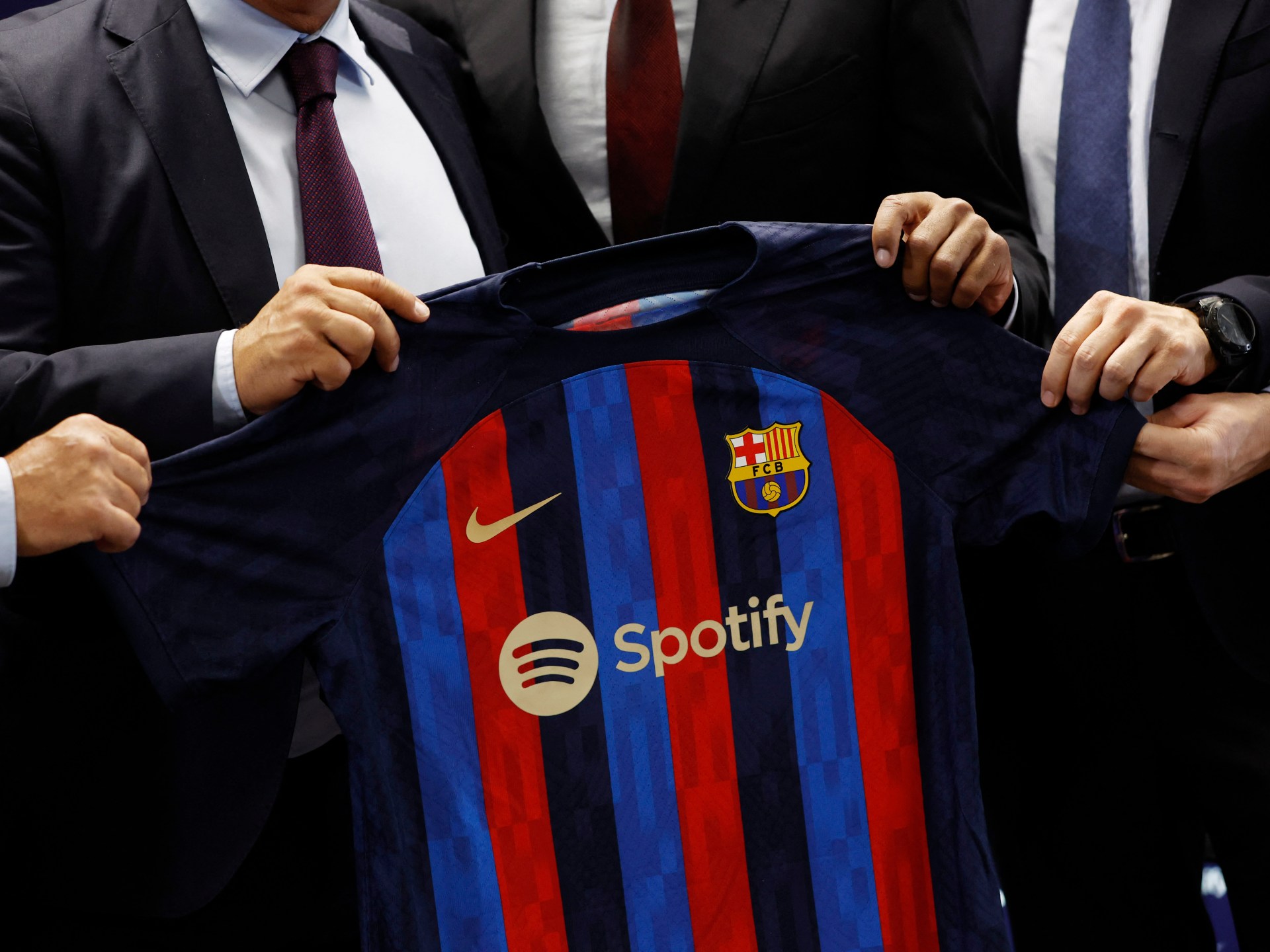 برشلونة